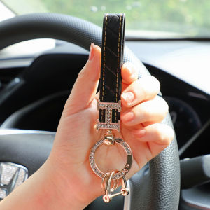 พวงกุญแจรถ Bling อุปกรณ์เสริมในรถยนต์ Rhinestones คริสตัลพร้อม D-Ring Alloy พวงกุญแจเครื่องประดับเชือกสำหรับผู้หญิงของขวัญสาว