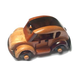 Miniatur mobil kodok dari kayu