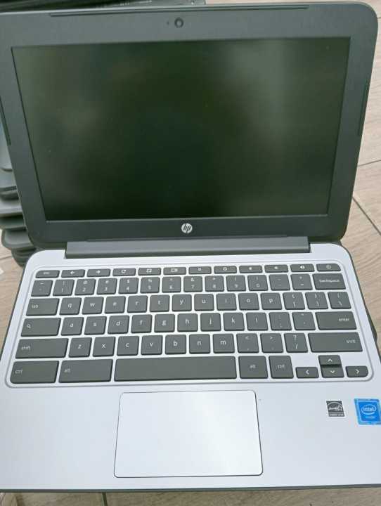 HP%20Chromebook%2014%20G3%20Intel%20Celeron%204%20GB%2016%20GB%20SSD%20WiFi%20HDMI%20webcam%20caricabatterier%20%5BREFURBISHED%5D%20window's%2010%20pro%20with%20battery%20and%20charger%20-%20Image%205