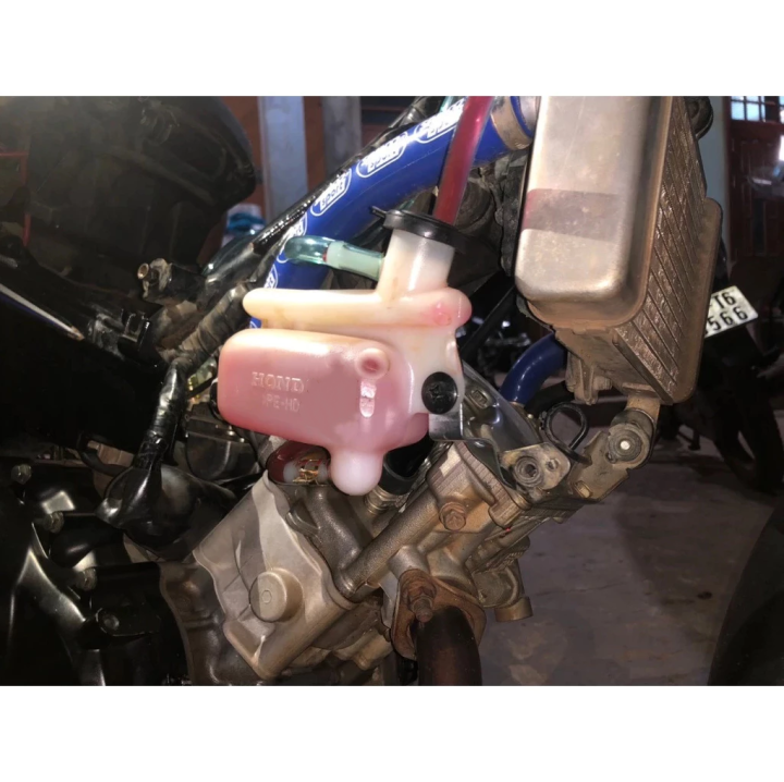 Cool%20Water%20Tank%20AB%20Auxiliary%20Reservoir%20with%20Cover%20Bowl%20Fit%20Yamaha%20Sniper%20135%20150%20155%20-%20Image%208