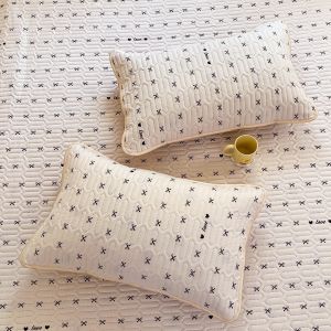 Abraca Dabra 3 ใน 1 ชุด ชุดผ้าปูที่นอนกันน้ำ 100% ผ้าปูที่นอนบุนวมหนา กันน้แผ่น แผ่นถ่ายน้ำมัน แผ่นซักระบายอากาศได้ 3.5 ฟุต/5 ฟุต/6 ฟุต