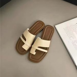 Open-Toe Flat Sandals 2026 New Model Ins Style Simple Versatile Casual Vacation Outdoor Slip-On Sandals