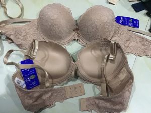 Boya Áo Ngực Ren Cao Cấp Mút Ép Đúc 3Cm Hai Móc Có Gọng MarketOnline 024W