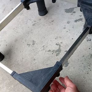 CHÂN KỆ MÁY LỌC NƯỚC MÁY GIẶT INOX CHỐNG RUNG THẨM MỸ CHỐNG RỈ SÉT