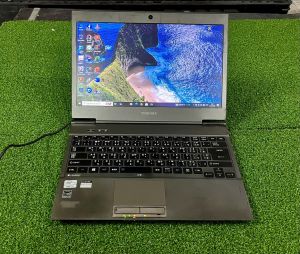 โน๊ตบุ๊ค TOSHIBA R632 CPU  linel (R) Core (TM) i3 -3217U RAM 4 GB HDD 320-500 GB  จอ 13 นิ้ว มีกล้องหน้า