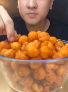 Cimol Cimol pedas daun jeruk 100 GRAM/ Cimol kering /Cimol matang /Cimol kering pedas 1kg/ Cimol kering pedas / Cimol Bojot /Cimol Bojot pedas Viral Tiktok/ Viral sultan / Sultan Bandung