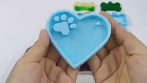 Keychain Silicone Resin Mold Heart Silicone Mold for Epoxy Casting for DIY Pendant Keychain Making