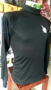 เสื้อคอเต่าแขนยาว สีดำ สวยทน ระบายอากาศดี งานไทยตัดเย็บปราณี ตใส่เย็นสบายตัว กันร้อนได้ดี สินค้ารับประกัน