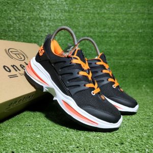 sepatu olahraga pria#sepatu running