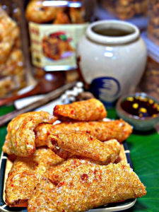 Dạ heo quay đặc biệt vị Tây Bắc giòn rụm - Hộp 160g