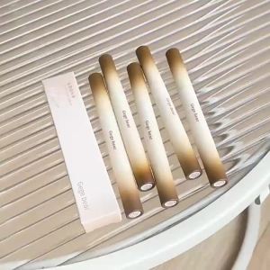 Gege Bear Kem son phấn môi Caramel Mist tự nhiên nhẹ nhàng làm trắng mờ nhung không dễ phai màu son bóng