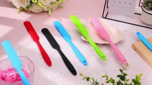 Mudder 3 Pcs Silicone Wax Spatulas Non-stick Waxing ApplicatorBlue Silicone Waxing Applicator Hair Removal Sticks Applicator Spatula Reusable Hard Wax Scrape Home Salon Body Use