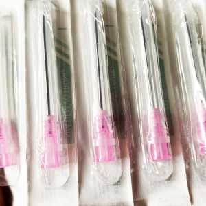 Kim Tiêm Hồng Vikimco Hộp 100 Cái – Kim Sử Dụng Tiện Lợi Giá Tốt