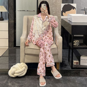 Ladies Pajamas Spring Autumn Gold Velvet Long-Sleeved High-End Cartoon 2025 New Style Womens Plus Size Autumn Winter Homewear Suit [Ready Stock]