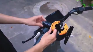 Stroller Cup Holder Phone Holders Bottle Holder Stroller Non-Slip Design Universal Strollers 2 In 1 Stroller Accessories