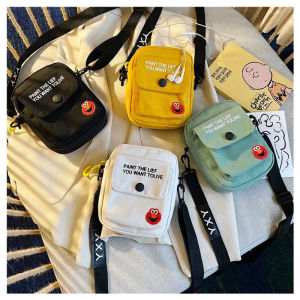 ราคาพิเศษ แฟชั่นใหม่ถุงผ้าใบน่ารัก กระเป๋าหญิงนักเรียนหญิงการ์ตูนเกาหลี ins กระเป๋าสะพายนักเรียนกระเป๋าใบเล็ก B11