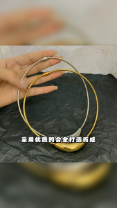 Unique Metal Curved Tube Necklace Stylish and Choker Necklaces Ergonomic Collar for Party Nightclub