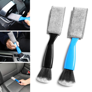 Double-Ended Soft Brush for Detailing and Dust Sweeping - Air Outlet Dashboard Compatible