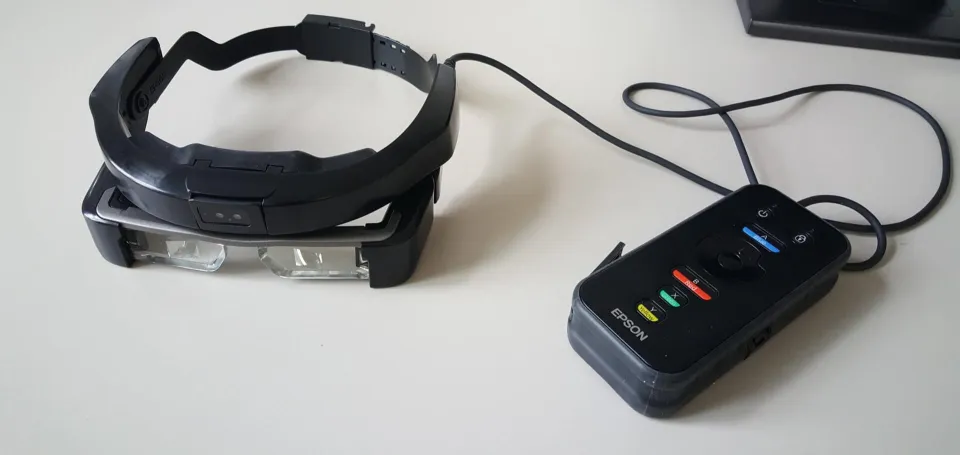 Singapore Warranty] Epson Moverio Pro BT-2000 Smart Headset BT-2B 