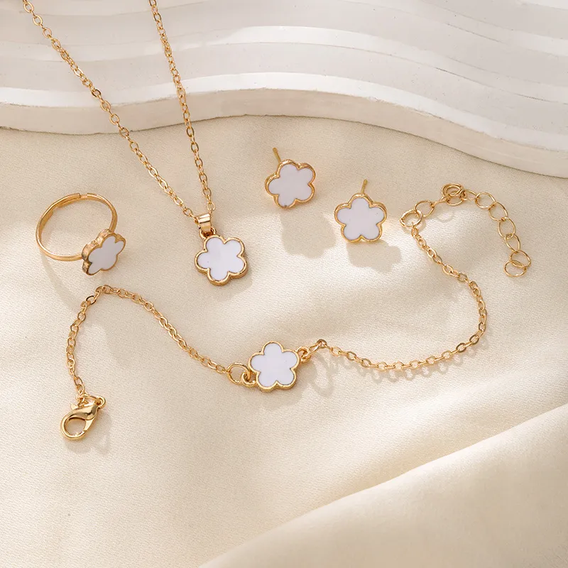 Pendant Rose Gold Costume Jewellery Sets 4pcs Four-leaf Clover