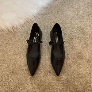 IELGY Design niche low heel retro thick heel buckle high heels for women