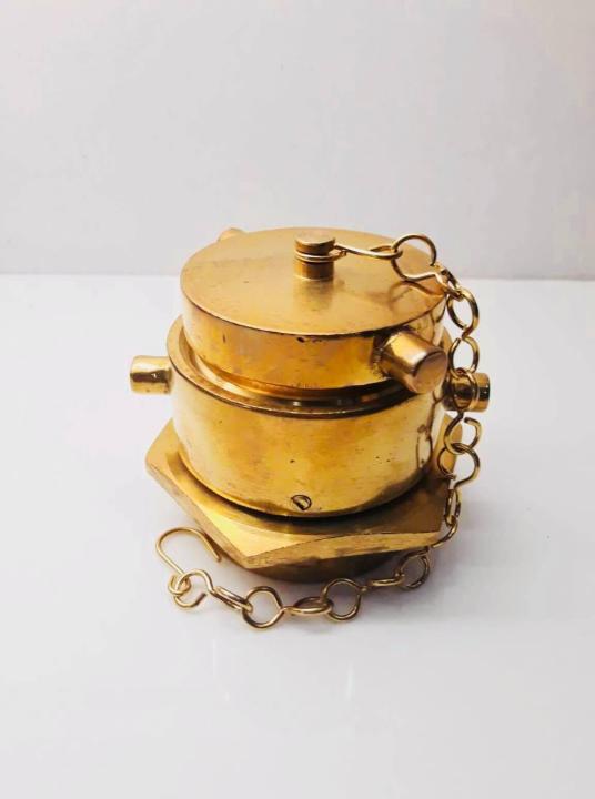 thumbnail image 2 of 1-1/2 NST FDC Brass Plug With Chain - Fire Hydrant Hose Connector 2 of 4