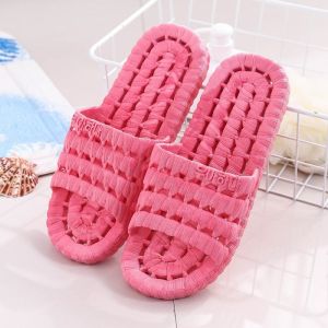 Dép xốp lỗ đi trong nhà nhà vệ sinh siêu nhẹ chống trơn trượt.