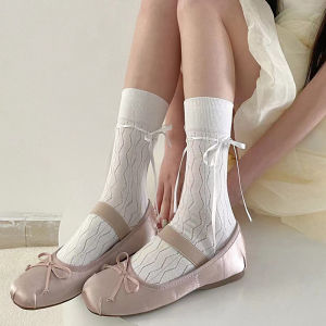 JK ถุงเท้าผู้หญิง ถูกกล่าวลับผ้าฝ้ายโบว์ สไตล์บัลเล่ต์แสนหวาน ถูกระบุ รูปแบบประดับ สีพื้น แฟชั่นฤดูร้อน สำหรับระบายอากาศดี ถูกฝึกฝนกันและเป็นมิตรสาร