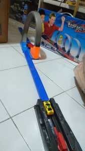 Track Untuk Hotwheels loop dan pelontar