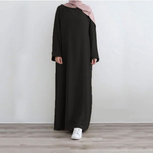 Gamis polos wanita simple dan modis