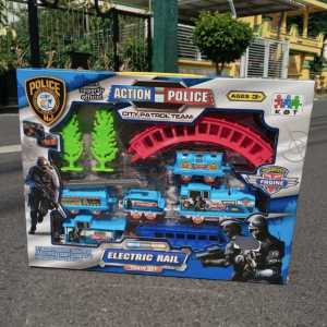 Mainan Anak Kereta Action Police 877 33LL Set Gerbong Dan Rell | Mainan Train Pakai Baterai Bisa Jalan Kemasan Kardus Murah Terbaru 5 Gerbong Dan 8 Rel | Mainan Kereta Api Anak Katakter Polisi City Patrol Team