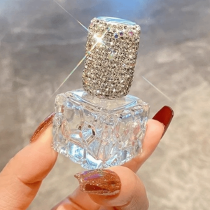 NO4 PANDA 10ML Rhinestone Perfume Bottle Creative Exquisite Glass Perfume Gift Leak-proof Refillable Spray Bottle Home Decor