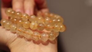 Hot Sale 10mm Golden Rutilated Quartz Bracelet Natural Golden Rutilated Quartz Titanium Crystal Bracelet Hair Crystal Manufacturer Wholesale Jewelry Dropshipping