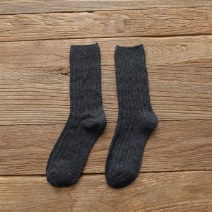 FGVDV Breathable Winter Fashion Trendy Retro Stripe Middle Tube Hosiery Korean Style Socks Cotton Women Wool Socks