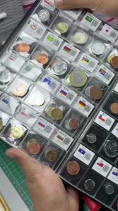 B160 duit syiling luar negara coin luar negara campur2 album duit syiling