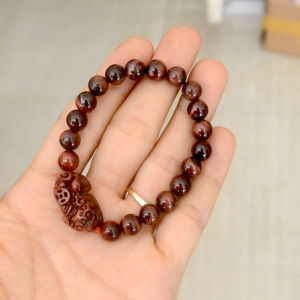 [HCM]Vòng tay chuỗi đá phong thủy mắt hổ đỏ tỳ hưu-nhiều cỡ ly