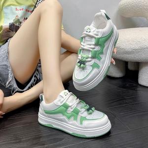 Tuta Gongchan Sepatu Wanita Putih Sport Cream S661