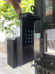 Khóa đện tử 2 mặt vân tay - thẻ từ SG-501