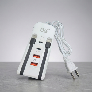 White 5G+ USB charger with 4 outputs for smartphones and devices. Equipped with built-in TYPE-C and iPhone cable. Features 2X TYPE-C and 2X USB ports.
