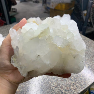 1 viên đá thạch anh trắng tự nhiên dùng làm trang trí decor thanh tẩy ( đá thật chuẩn việt )k87 1150g