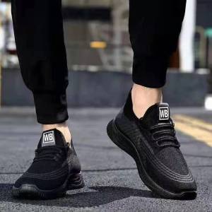 DMshoes 👟เหมาะสำหรับคนที่มองหารองเท้าเท่ห์ๆ💨 แนะนำต้องรุ่นนี้เหมาะกับหนุ่มเท่ห์ๆที่มีไลฟ์สไตล์ดูดี🌪 ใส่แล้วเท่ห์ไม่ไหวววว✌🏻