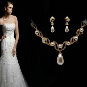 YAOO มีสไตล์ โรแมนติกโรแมนติก ประณีตประณีตประณีต ไข่มุกไข่มุก ต่างหูแบบห้อย ใบใบ สไตล์เกาหลีแบบ พลอยเทียมเทียม ดอกไม้ประดับดอกไม้ ต่างหูห้อยระย้า ต่างหูทรงหยดน้ำ สร้อยคอสำหรับผู้หญิง ชุดเครื่องประดับสำหรับเจ้าสาวในงานแต่งงาน