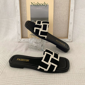 [Free Shipping] WomenS Summer Outdoor Fashion Slippers 2025 New Style Summer High-End Flat Sandals For Going Out Ins Trend