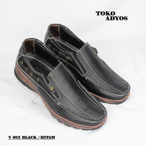 SEPATU KULIT PRIA MODEL CASUAL SANTAI