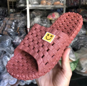 Dép Lỗ Đan PVC Đơn Giản Chống Trượt Không Thấm Nước - Nhựa Nhẹ Dễ Ngồi