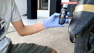 PENGHITAM BODY MOTOR PERMANEN ORIGINAL/DASBOAR/SPACKBOARD/110ml