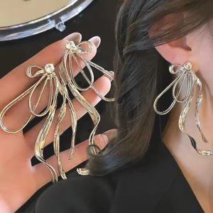 Y2K Exaggerated Big Bowknot Earrings For Women Irregular Long Knotted Earrings Personality Jewelry