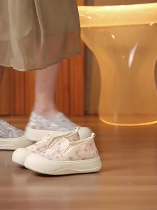 2026 New Summer Mesh Mom Shoes Slip-On Cloth Shoes Thick-Soled Non-Slip Height-Increasing Casual Shoes