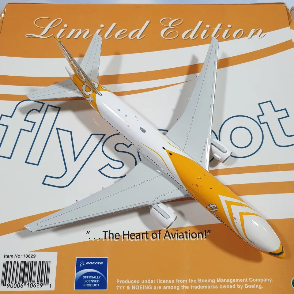 Phoenix Models Scoot Boeing 777-200 9V-OTC 1:400 LIMITED EDITION