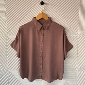 Rosetta Shirt / Kemeja Kancing Lengan Pendek Wanita / Atasan Kerah Basic /Kemeja Katun Rayon/Syafiqa